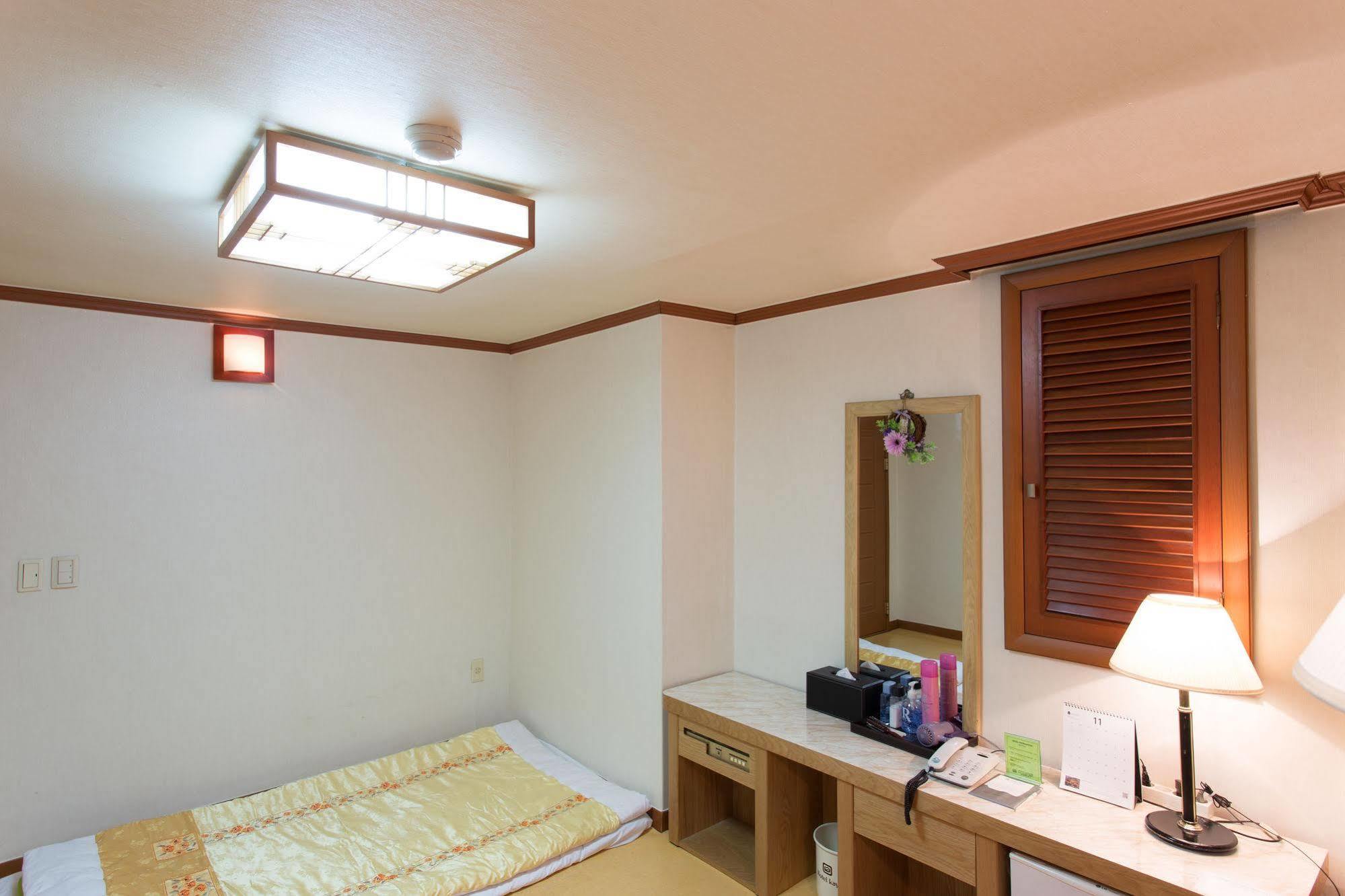 Ka Ya La Tree Hotel 서울특별시 외부 사진