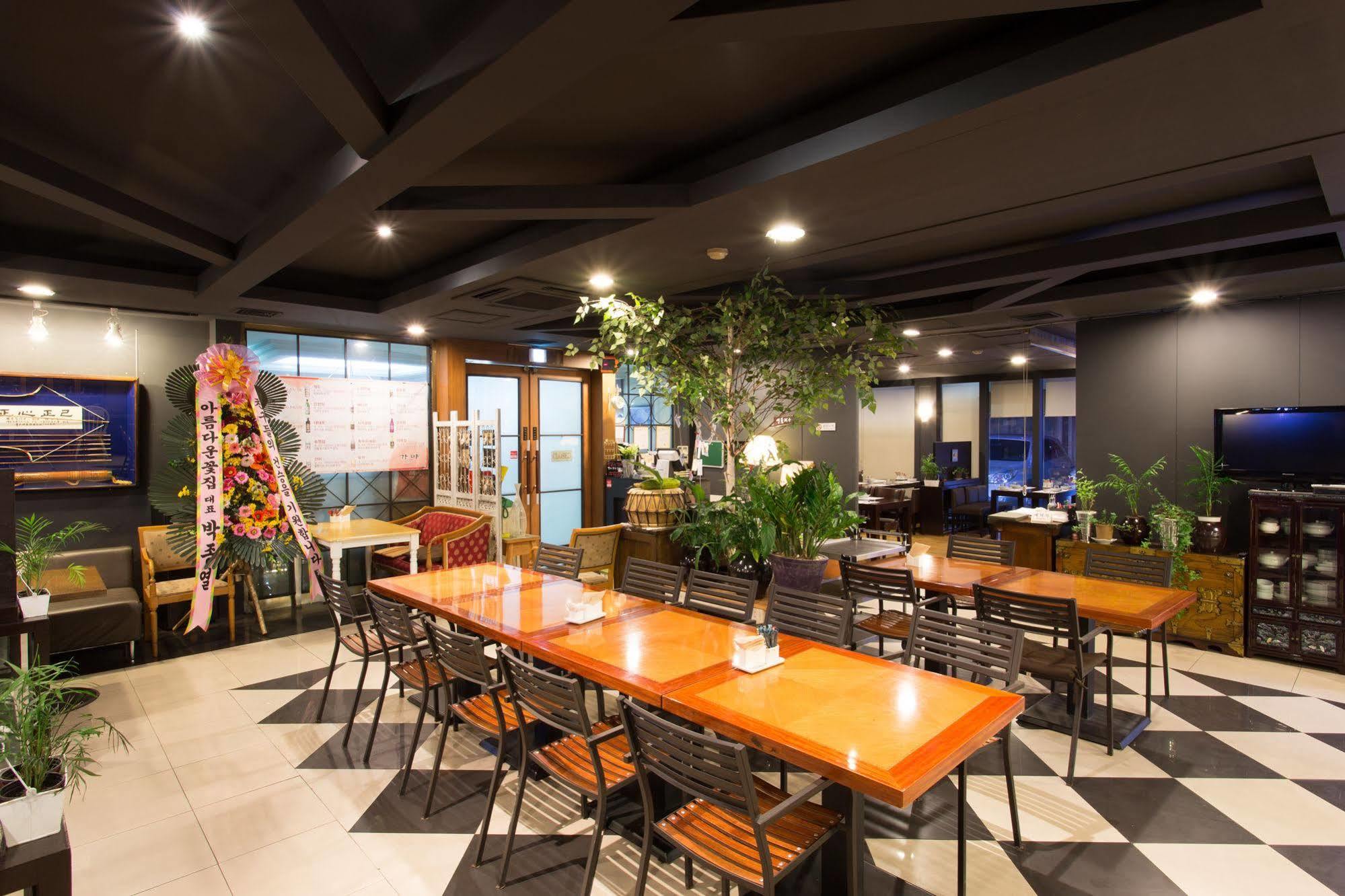 Ka Ya La Tree Hotel 서울특별시 외부 사진